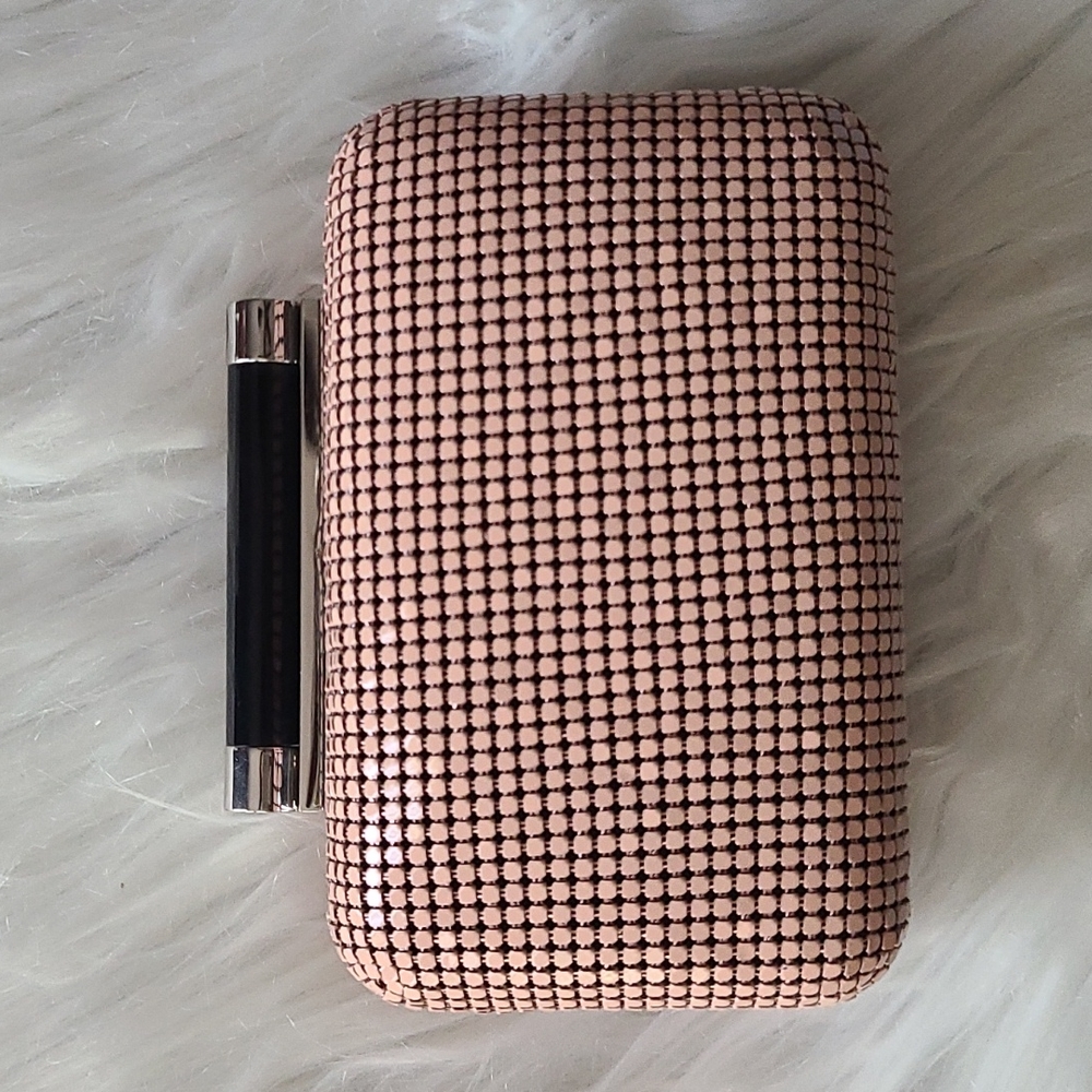Diane Von Furstenberg DVF - Small Chain Mail Crossbody Clutch